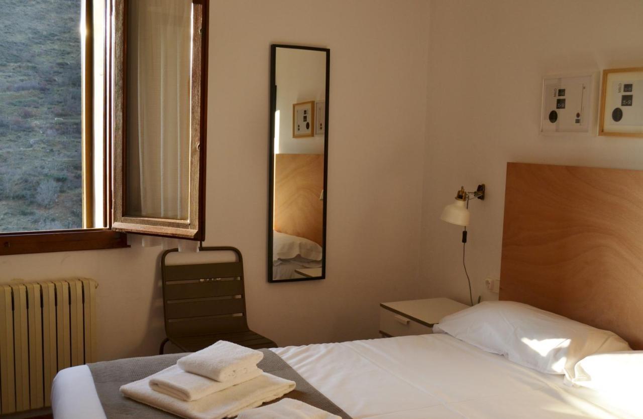 Tres Puentes Anguiano Apartamentos Y Hostal Ngoại thất bức ảnh