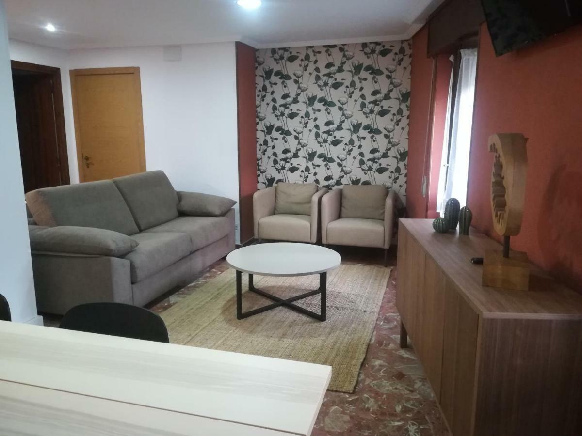 Tres Puentes Anguiano Apartamentos Y Hostal Ngoại thất bức ảnh