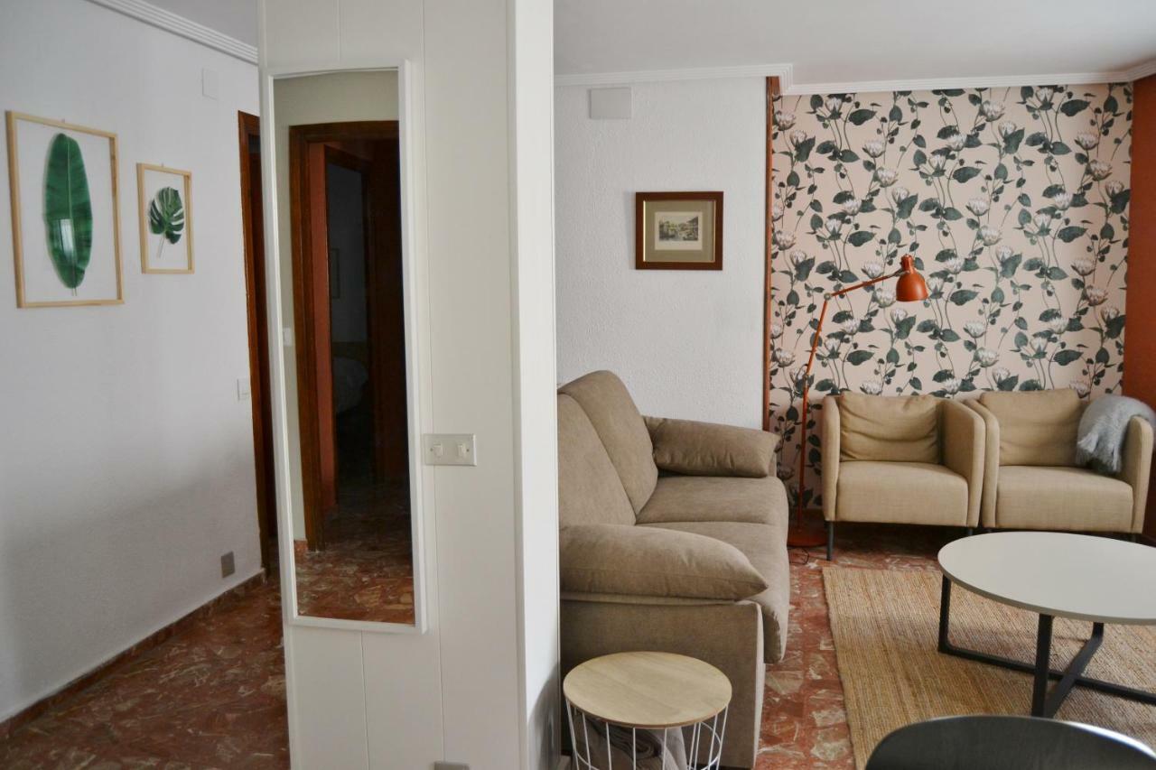 Tres Puentes Anguiano Apartamentos Y Hostal Ngoại thất bức ảnh