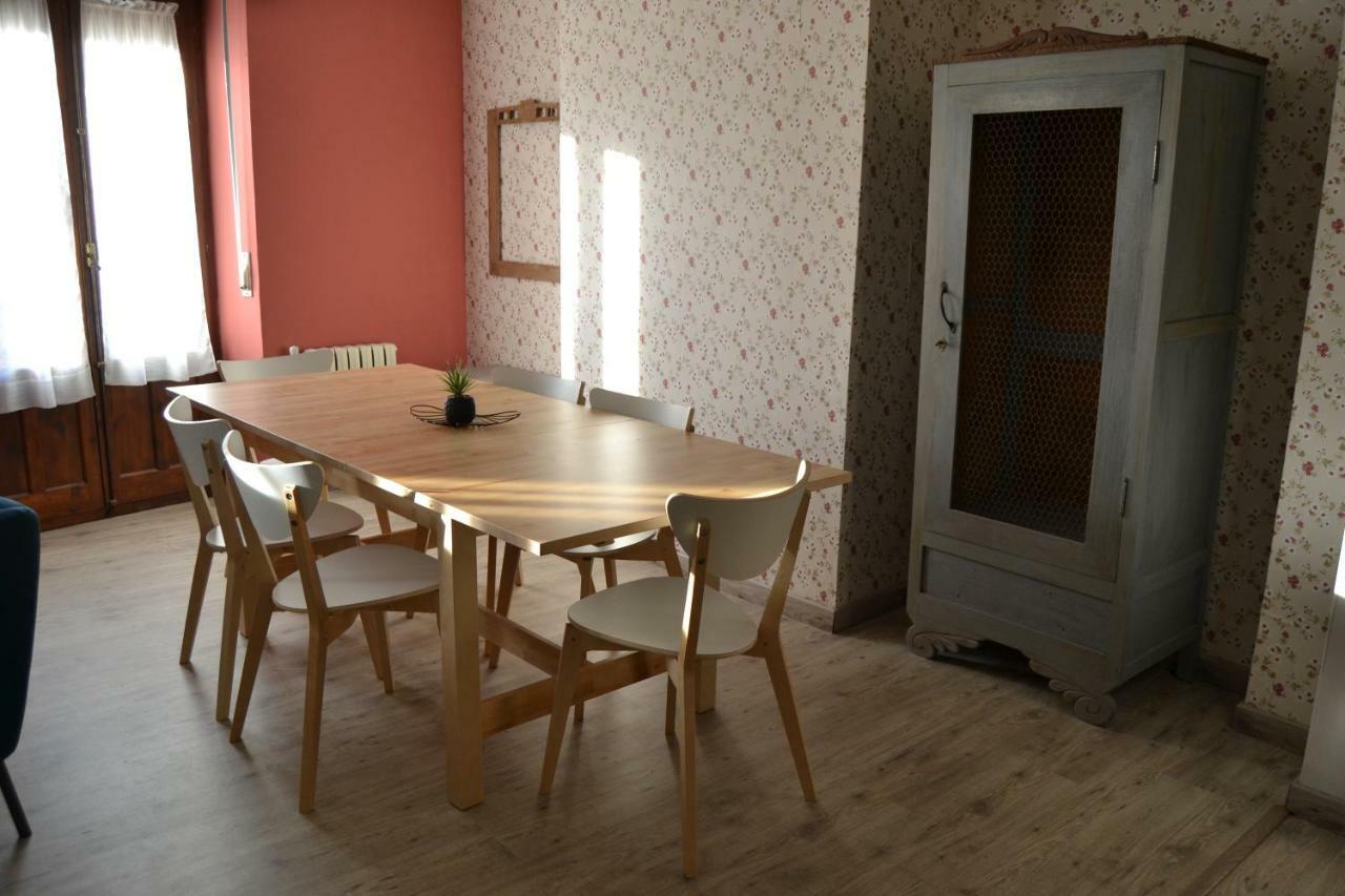 Tres Puentes Anguiano Apartamentos Y Hostal Ngoại thất bức ảnh